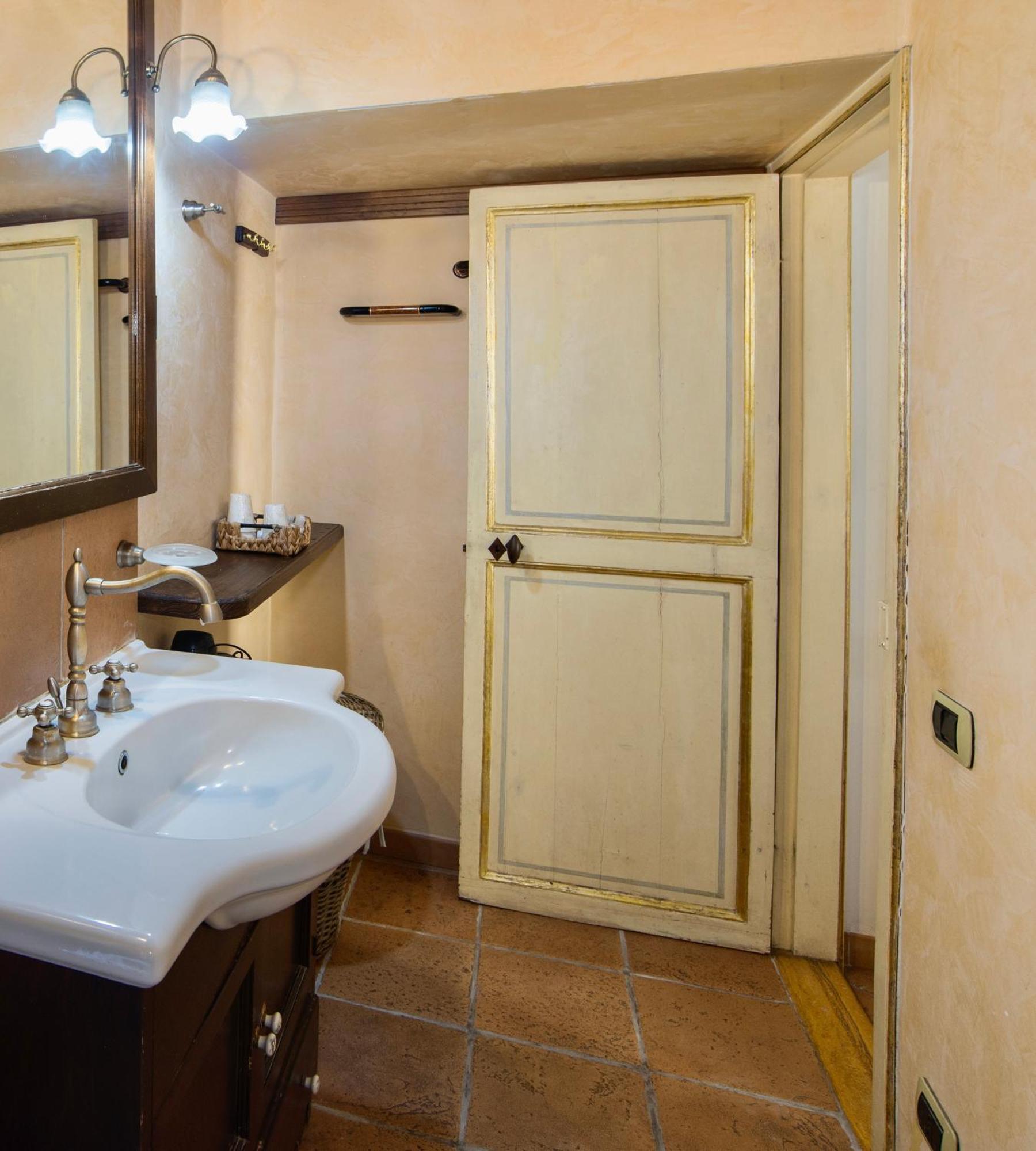 Trevi Fountain Apartment โรม ภายนอก รูปภาพ