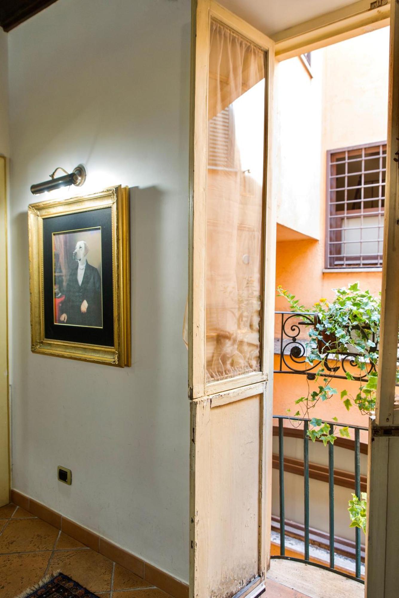 Trevi Fountain Apartment โรม ภายนอก รูปภาพ